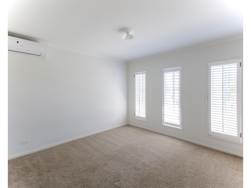 21 Shale Avenue, Logan Reserve QLD 4133