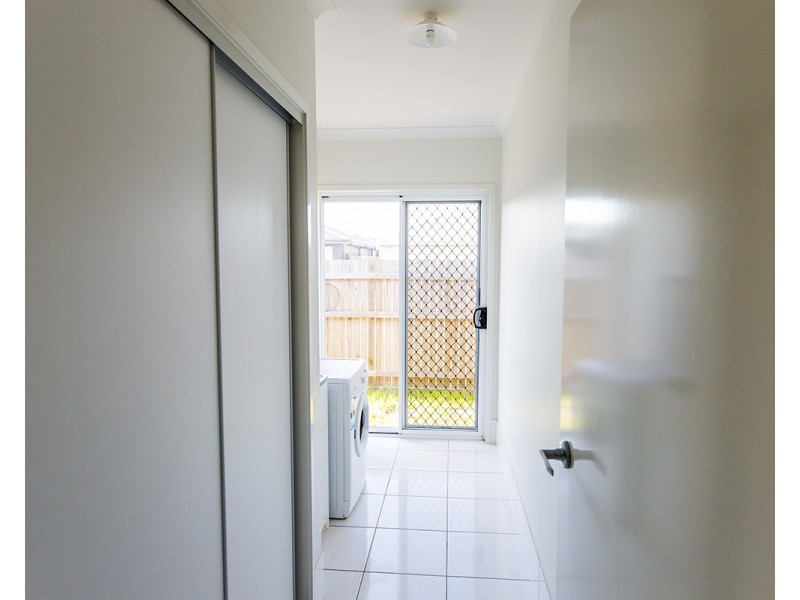 21 Shale Avenue, Logan Reserve QLD 4133