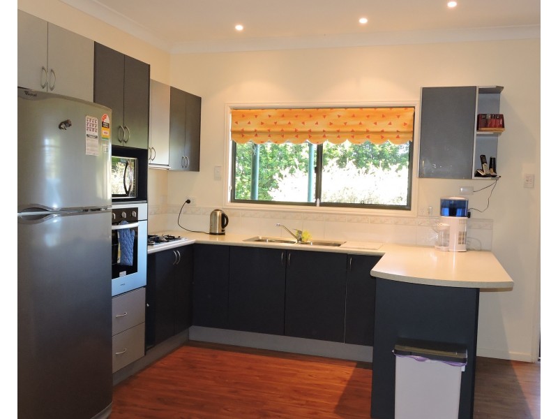 63 Scarvell Place, Kooralbyn QLD 4285