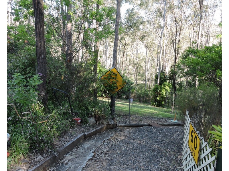 63 Scarvell Place, Kooralbyn QLD 4285