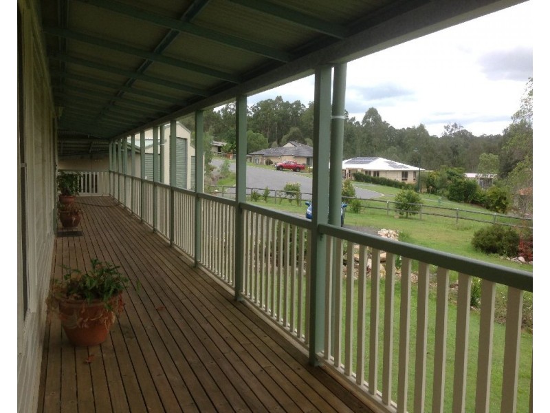 27 Peta Court, Cedar Vale QLD 4285