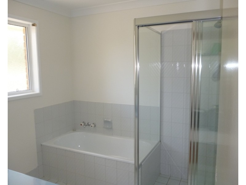 140-146 Chadwick Drive, South Maclean QLD 4280