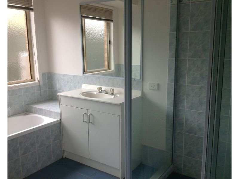 125 Lamberth Road, Regents Park QLD 4118