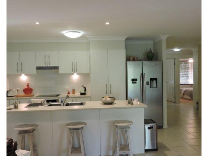 138-140 Campbell Drive, Kooralbyn QLD 4285