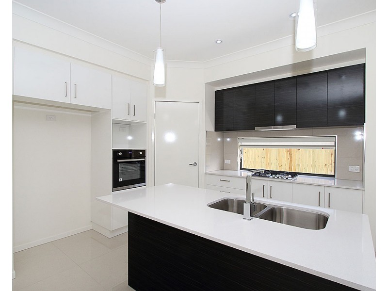 4 Tappen Street, Yarrabilba QLD 4207