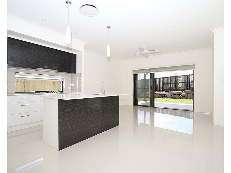 4 Tappen Street, Yarrabilba QLD 4207