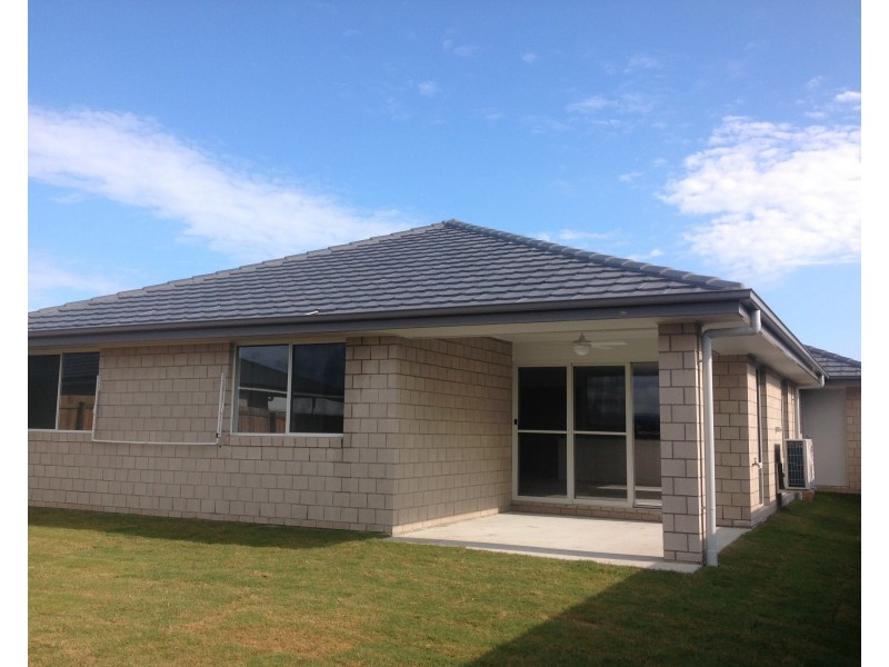 70 Summerview Avenue, Yarrabilba QLD 4207