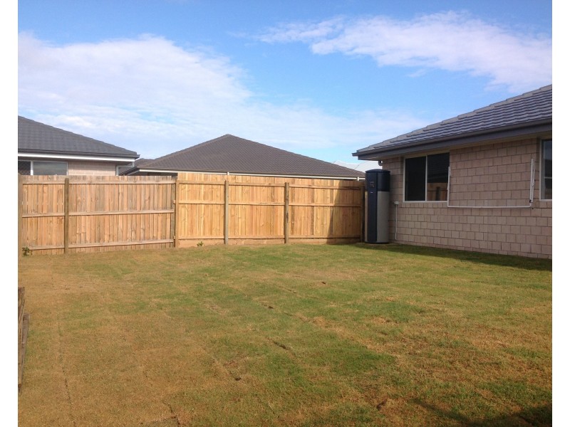 70 Summerview Avenue, Yarrabilba QLD 4207