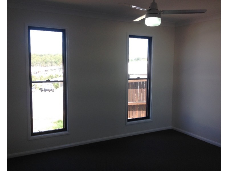 28 Baspa Street, Holmview QLD 4207