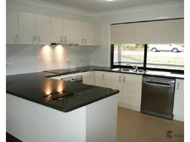 211 Boomerang Drive, Kooralbyn QLD 4285