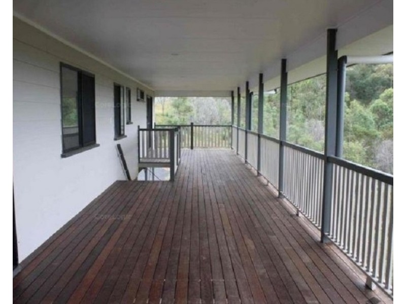 211 Boomerang Drive, Kooralbyn QLD 4285