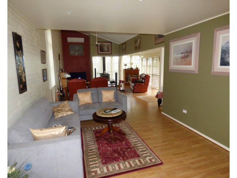 162-166 Boomerang Drive, Kooralbyn QLD 4285