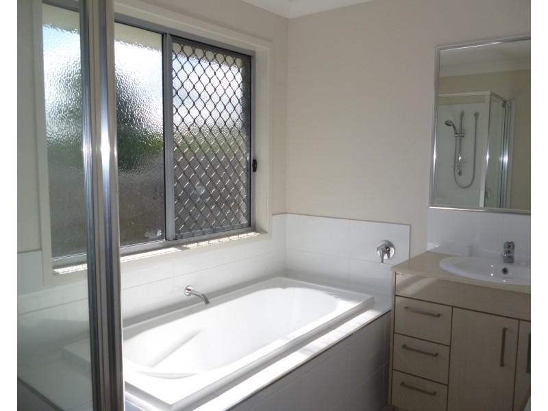 4 Wesleyn Court, Logan Village QLD 4207