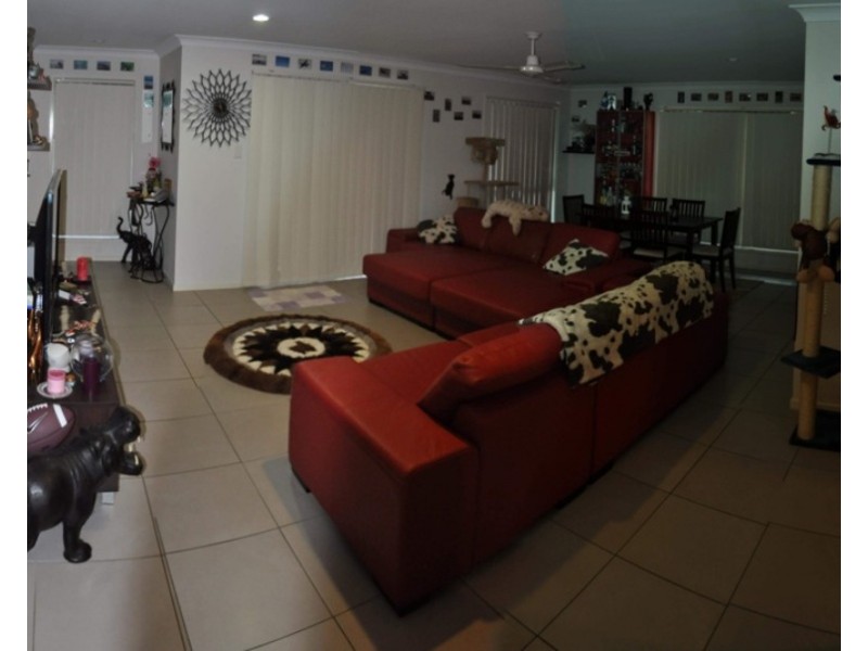 1/38 Blossom Street, Pimpama QLD 4209