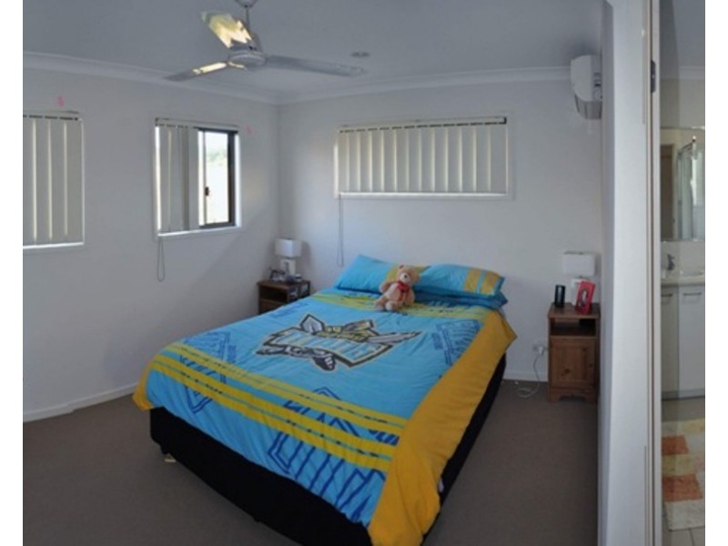 1/38 Blossom Street, Pimpama QLD 4209