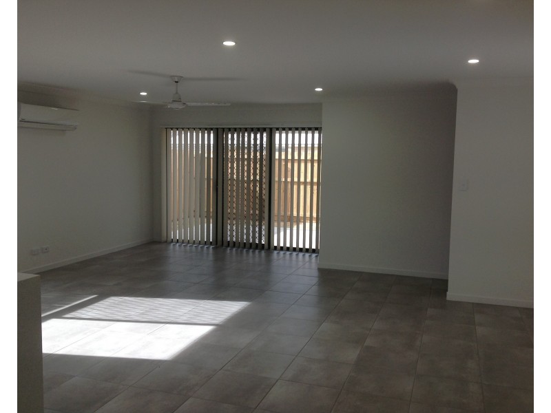 233 Darlington Drive, Yarrabilba QLD 4207
