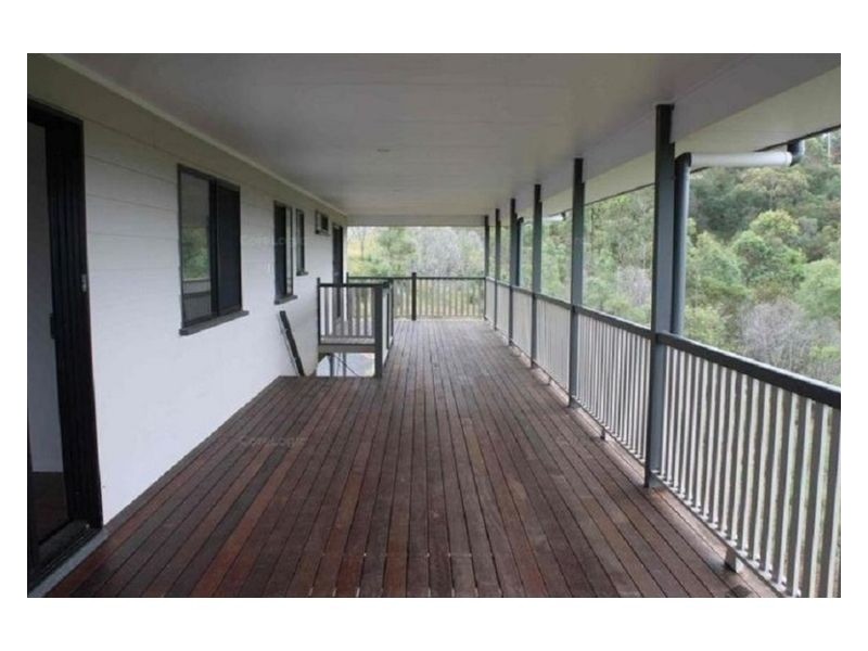 211 Boomerang Drive, Kooralbyn QLD 4285