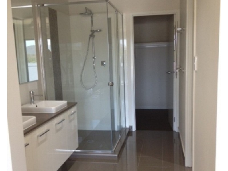23 Summerview Avenue, Yarrabilba QLD 4207