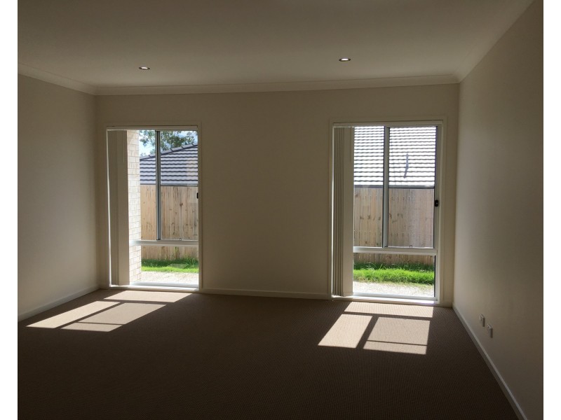 32 Essington Mews, Leichhardt QLD 4305