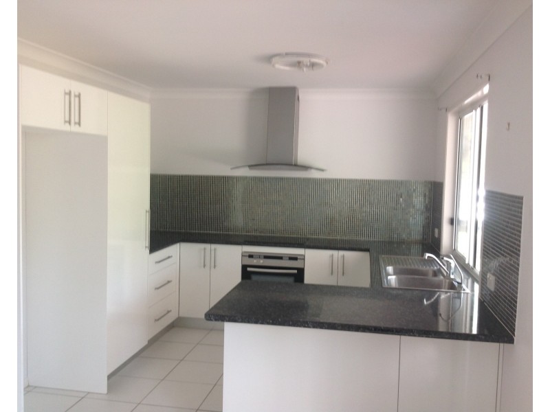 8-14 Conifer Court, Logan Village QLD 4207