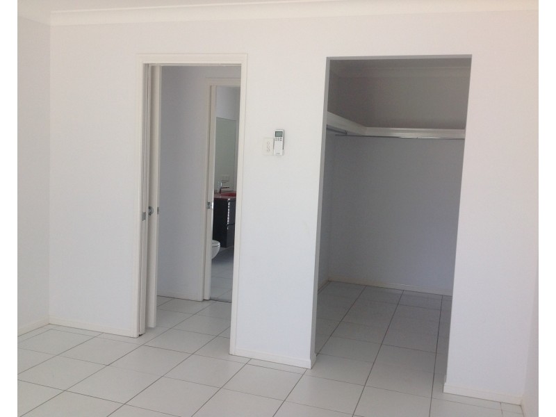 8-14 Conifer Court, Logan Village QLD 4207