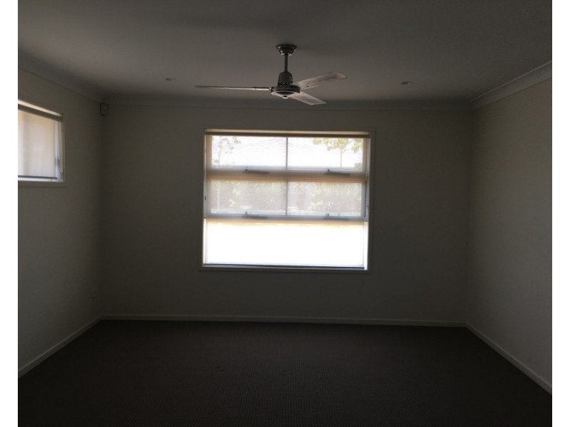 9 Pinehill Street, Yarrabilba QLD 4207