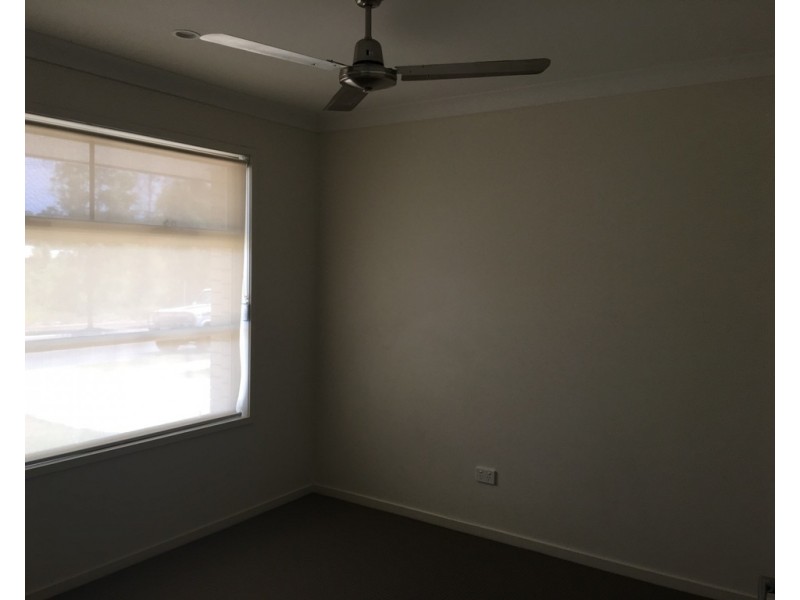9 Pinehill Street, Yarrabilba QLD 4207
