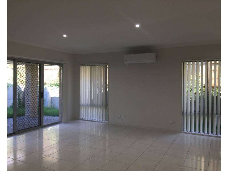 39 Essington Mews, Leichhardt QLD 4305