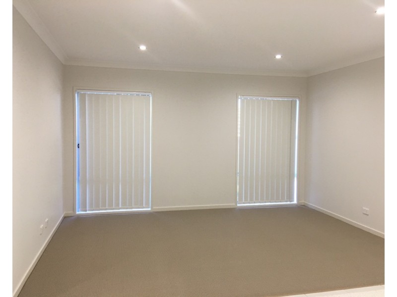 39 Essington Mews, Leichhardt QLD 4305