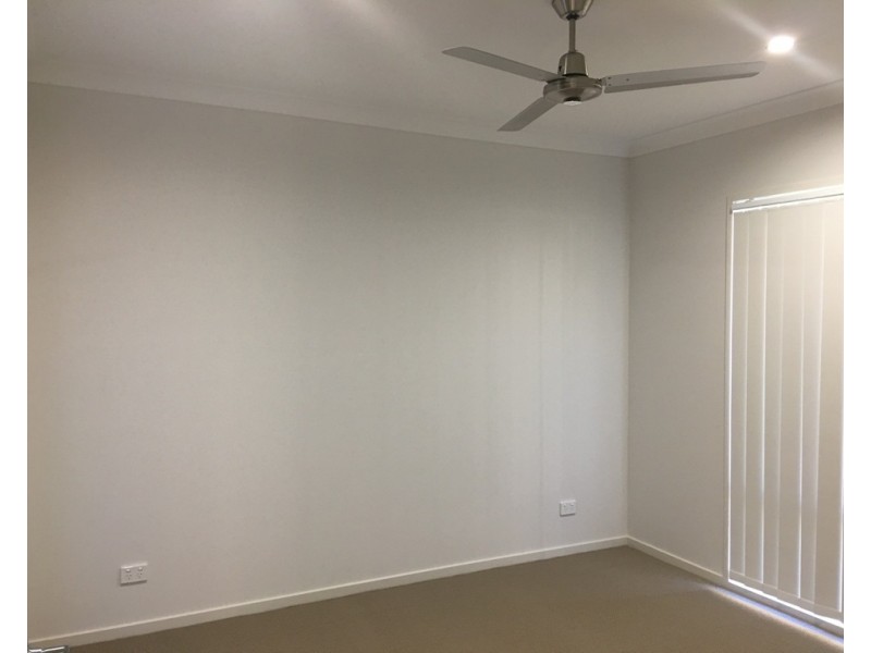 39 Essington Mews, Leichhardt QLD 4305