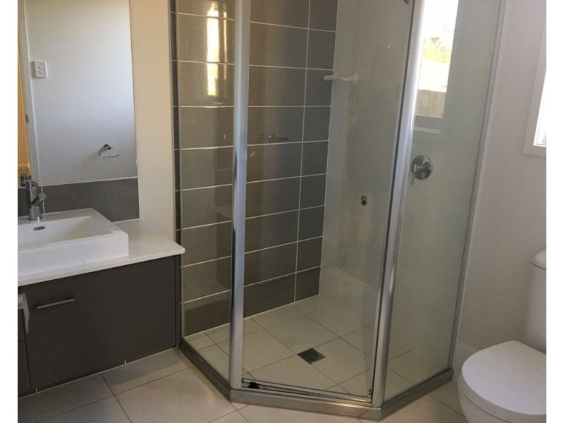 39 Essington Mews, Leichhardt QLD 4305