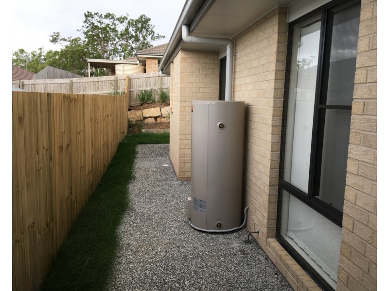 39 Essington Mews, Leichhardt QLD 4305