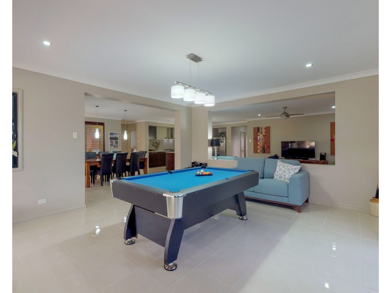 12 Robyn Court, Logan Village QLD 4207