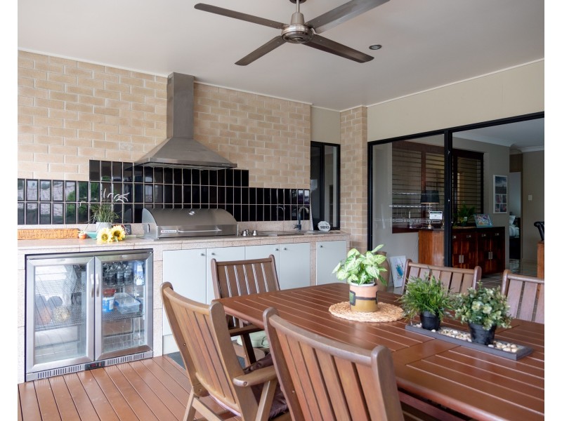 12 Robyn Court, Logan Village QLD 4207