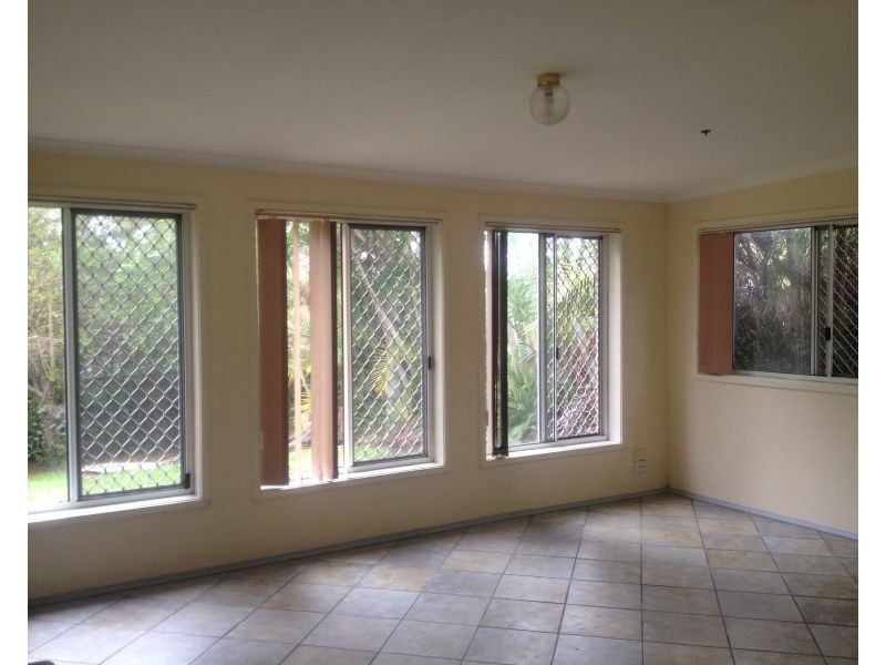 8 Coyle Court, Browns Plains QLD 4118