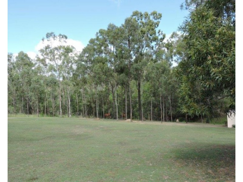 138-140 Campbell Drive, Kooralbyn QLD 4285