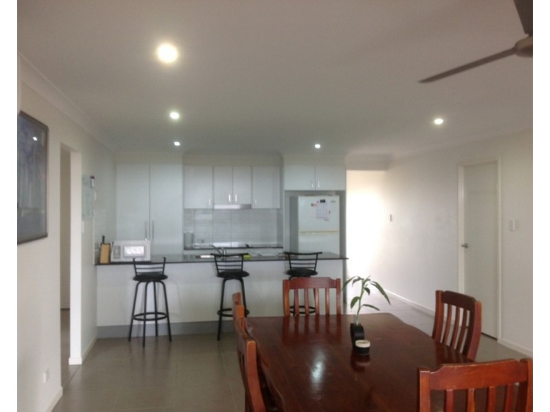 11 Summerview Avenue, Yarrabilba QLD 4207