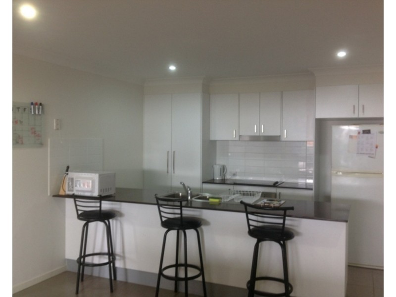 11 Summerview Avenue, Yarrabilba QLD 4207