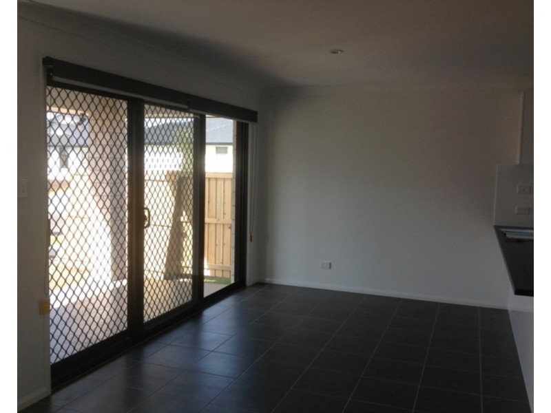 35 Summerview Avenue, Yarrabilba QLD 4207