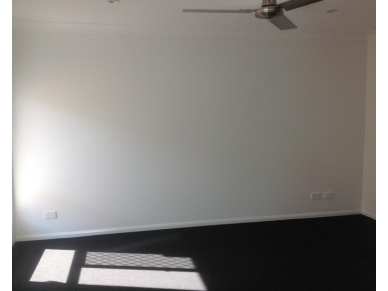 35 Summerview Avenue, Yarrabilba QLD 4207