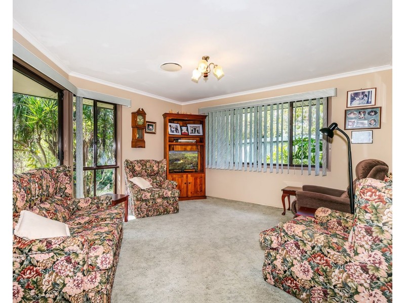 6 McPherson Road, Chambers Flat QLD 4133