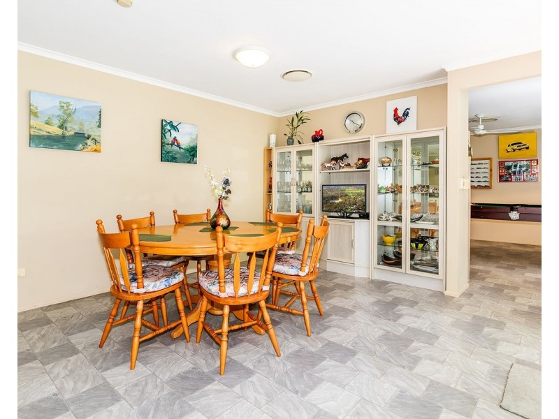 6 McPherson Road, Chambers Flat QLD 4133