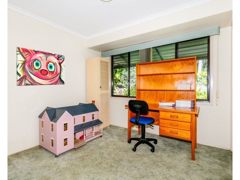 6 McPherson Road, Chambers Flat QLD 4133