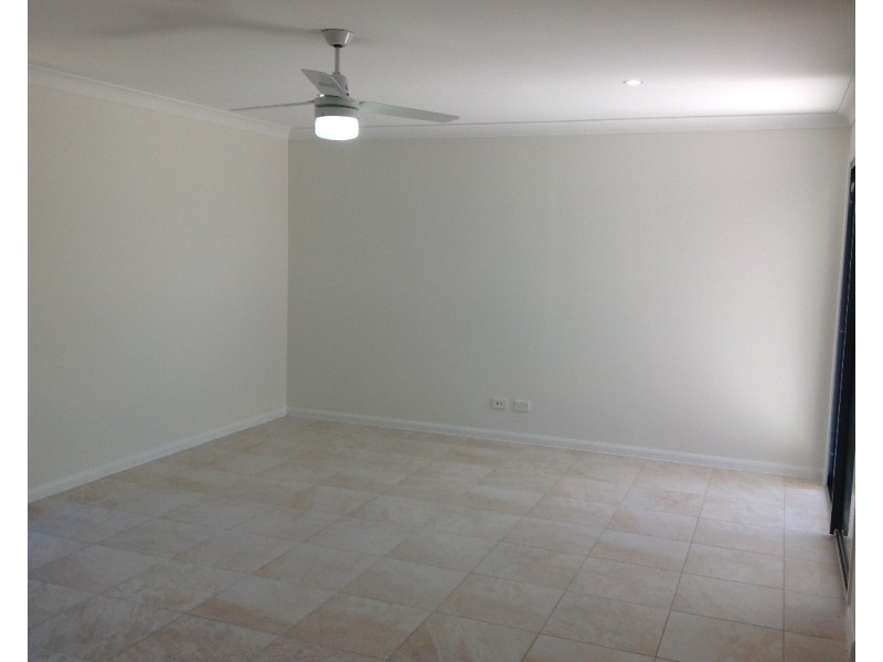 28 Baspa Street, Holmview QLD 4207