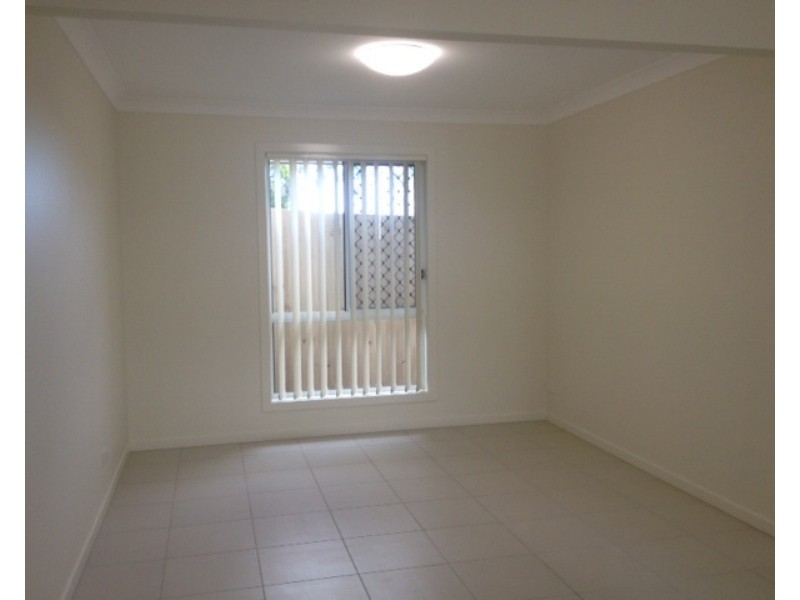 27 Sunstone Court, Logan Reserve QLD 4133