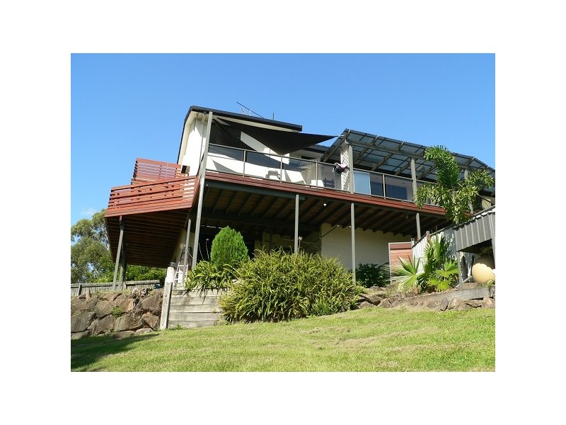 8 Bob Barnard Drive, Tugun QLD 4224