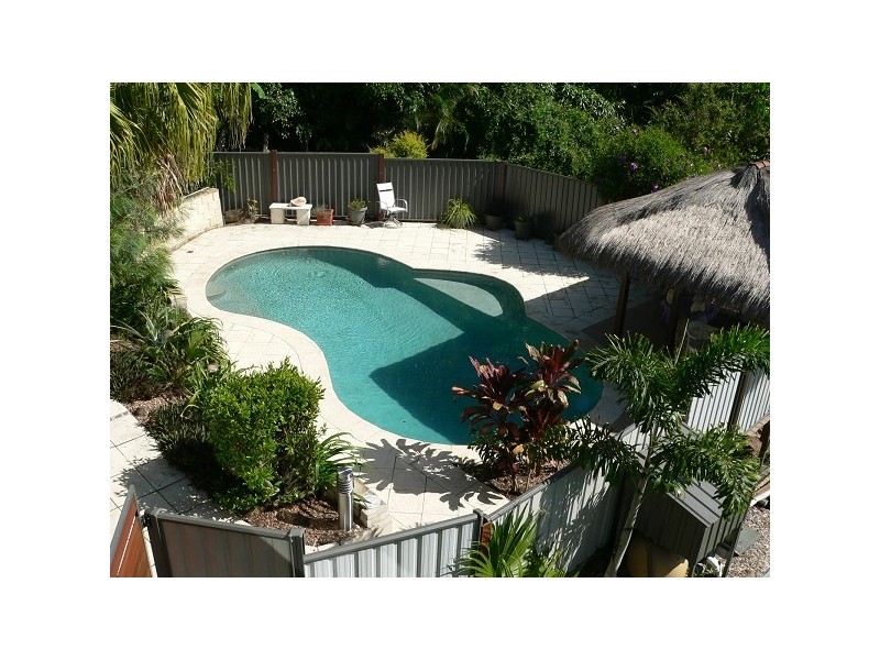 8 Bob Barnard Drive, Tugun QLD 4224