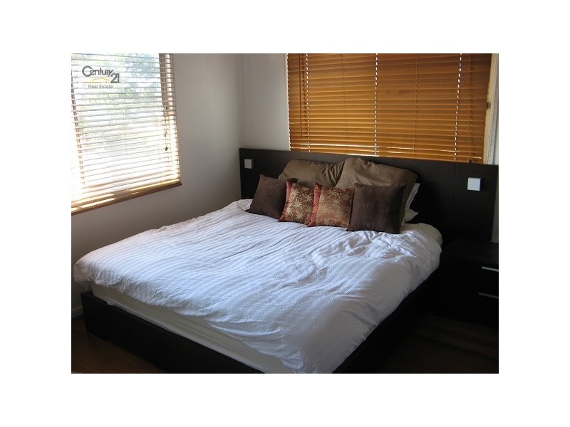 35 Mallawa Drive, Palm Beach QLD 4221