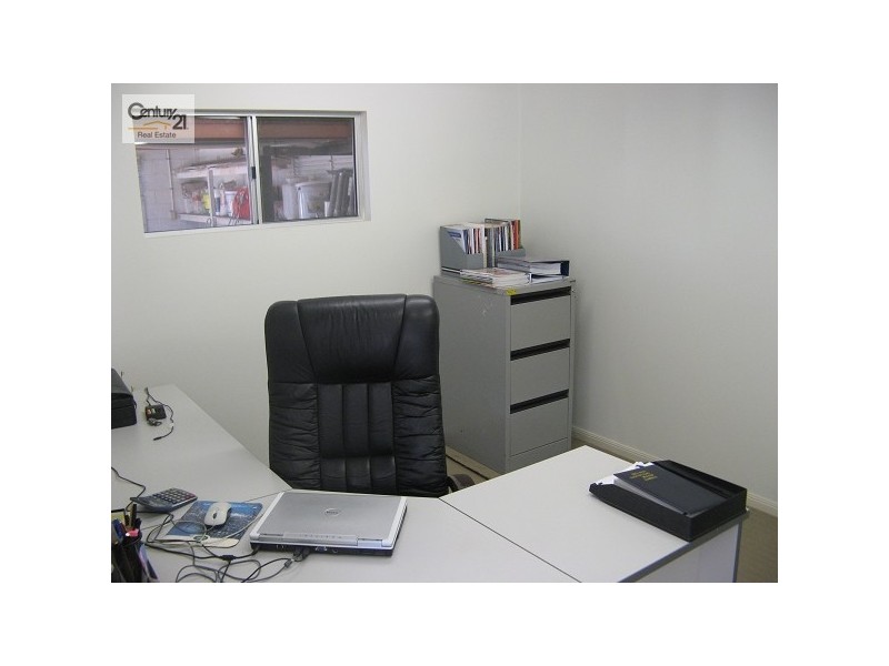 35 Mallawa Drive, Palm Beach QLD 4221