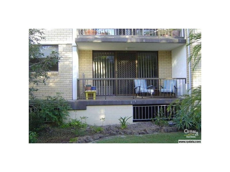 6 Brooke Avenue, Palm Beach QLD 4221